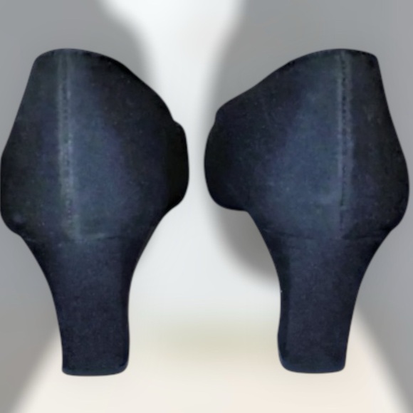 JASMINE EAST Square Closed Toe Dress Shoes Pumps w/ 3” Heel in BLK Size 8M - Picture 2 of 5